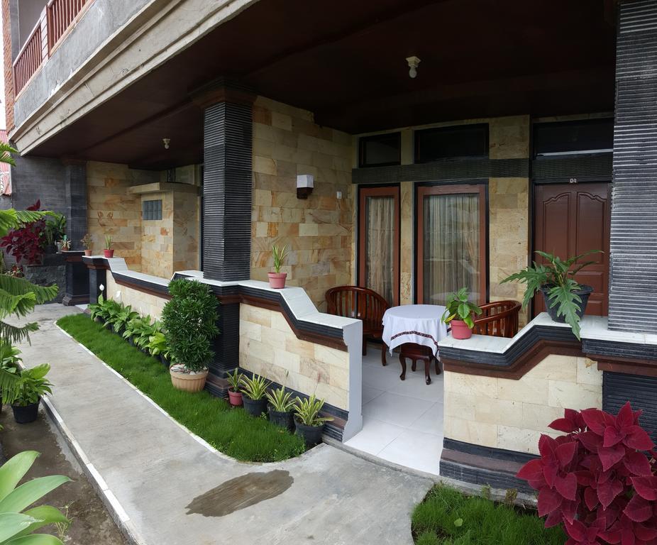 Maliana Homestay Munduk Buitenkant foto