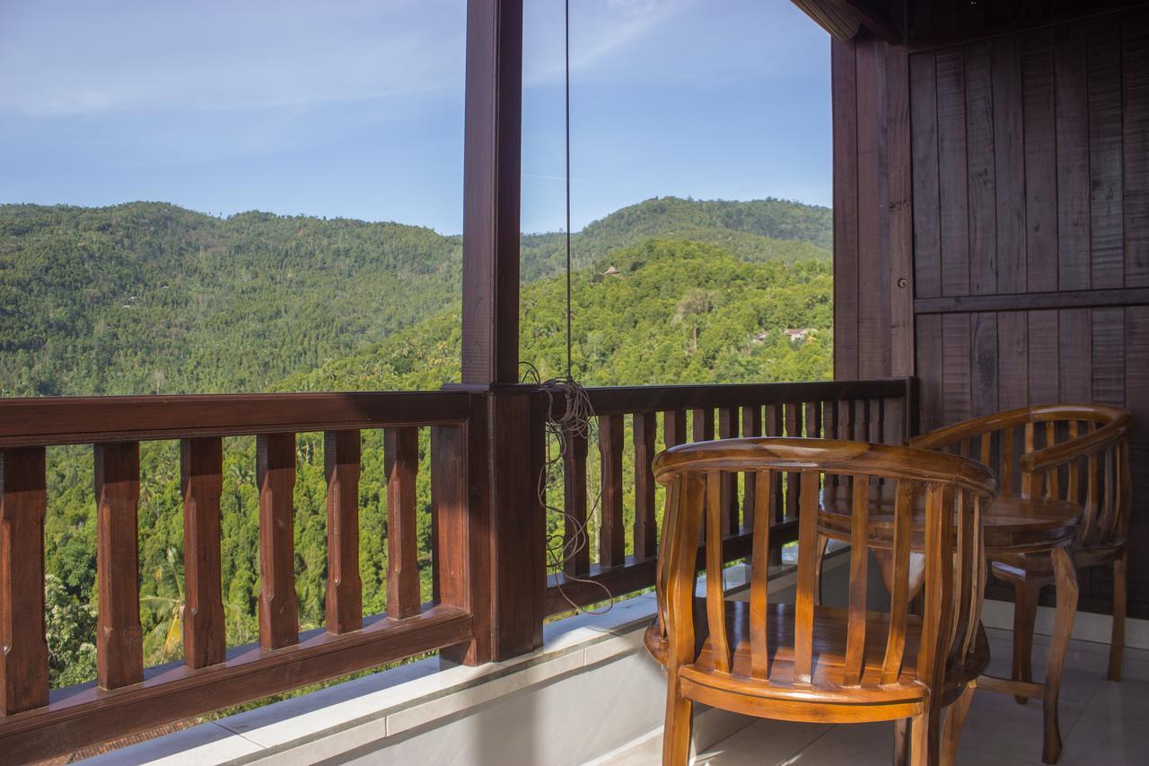 Maliana Homestay Munduk Buitenkant foto
